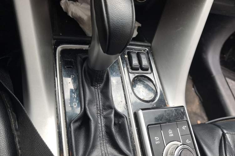 Used Mitsubishi Eclipse Cross 2019 1.5T CVT Two-Wheel Drive Dream Edition China VI Standard