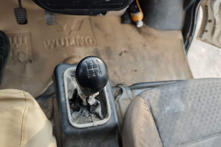 Used Wuling Zhiguang 2013 1.0L Practical Version