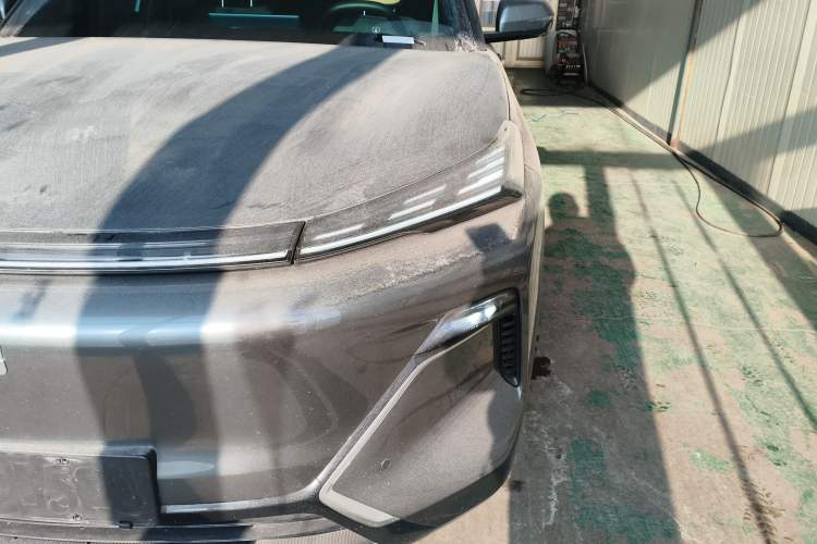 Used Geely Galaxy Galaxy Xingjian 7 EM-i 2025 120km Exploration+ Version