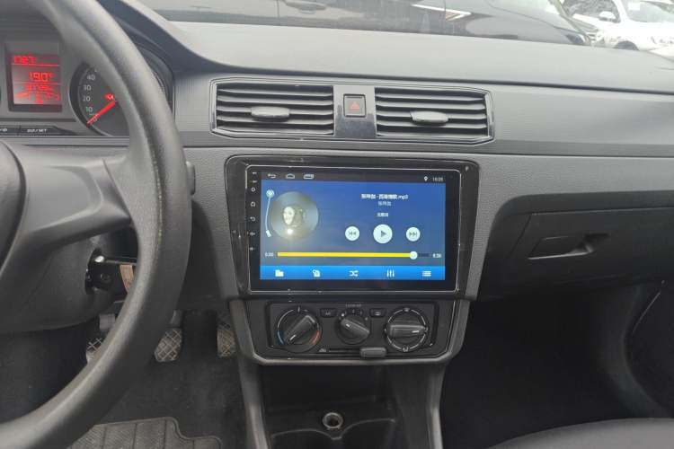 Used Volkswagen Santana 2019 1.5L Manual Fashion Edition China VI Standard Audio And AC Panel