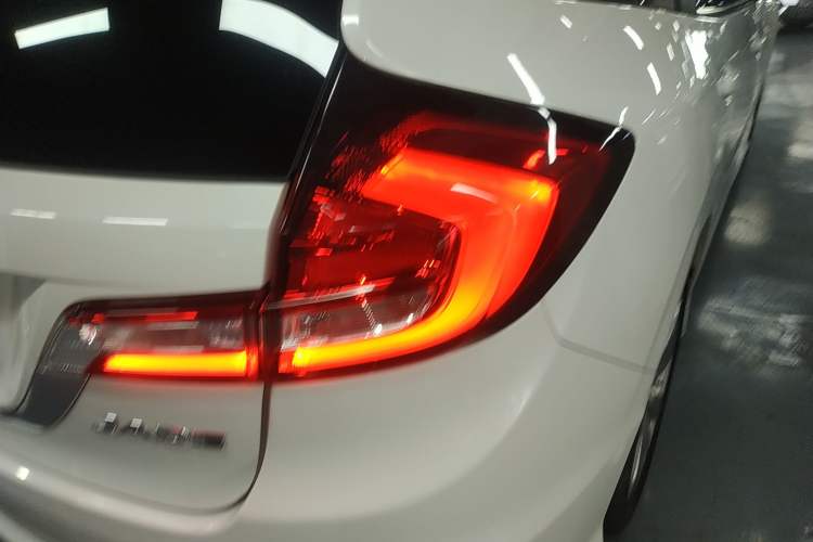 Used Honda Jade 2020 1.8L Automatic Classic Edition
