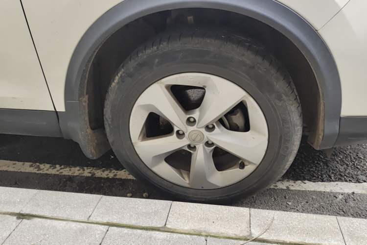 Used Nissan Qashqai 2019 2.0L CVT Smart Enjoyment Version Right Front Wheel Hub