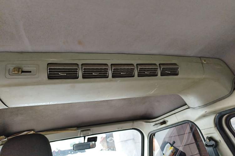 Used Wuling Zhiguang 2013 1.0L Practical Version