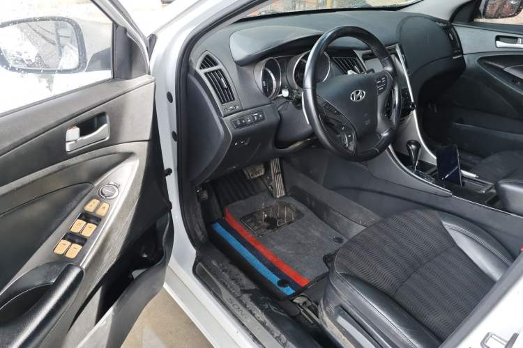 Used Hyundai Sonata 2013 2.0L Automatic Fashion Edition Driver Seat