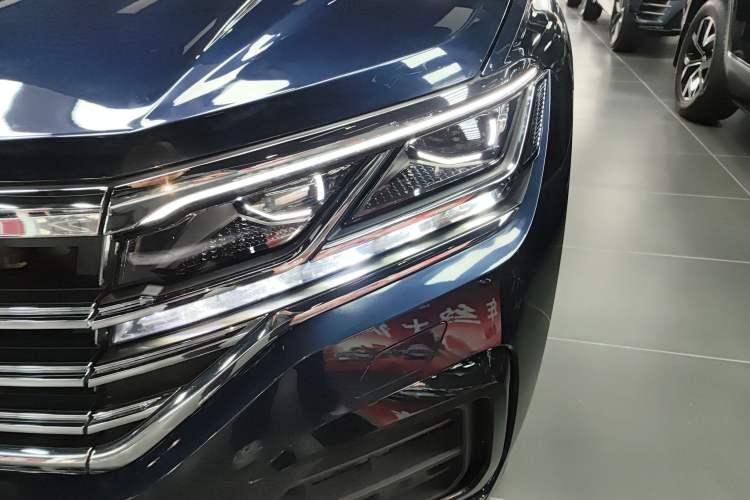 Used Volkswagen Touareg 2020 3.0 TSI Luxury Edition China VI