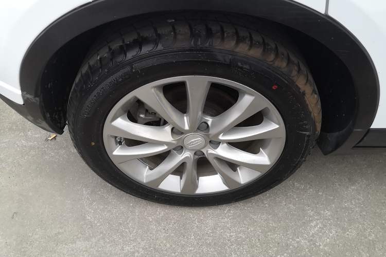 Used Geely Auto Emgrand GS 2016 Elegant Edition 1.3T Automatic LingShang Model Right Rear Wheel Hub