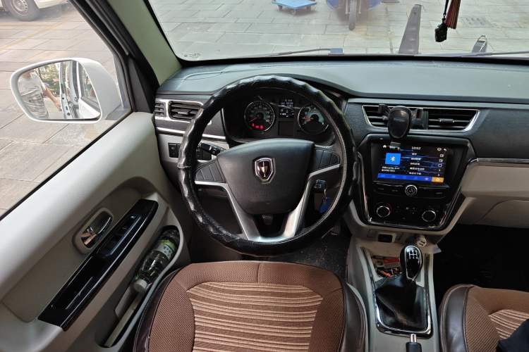 Used Jinbei New Hiace X30L 2021 1.5L Business Van Non-Air-Conditioned Version China VI Standard SWC15M