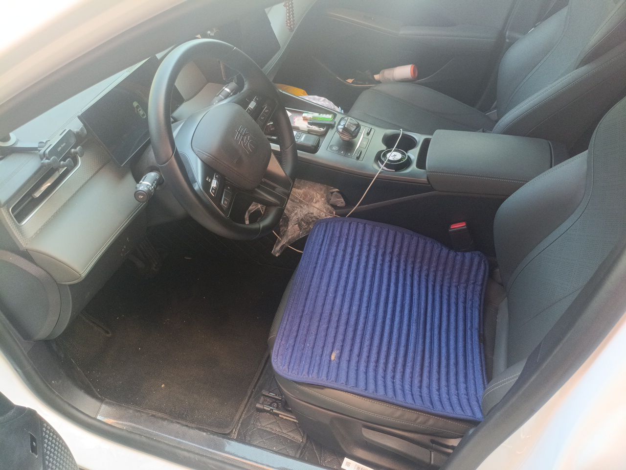 BYD Qin PLUS 2025 DM-i Smart Drive 55KM Leading Model — снимка 13