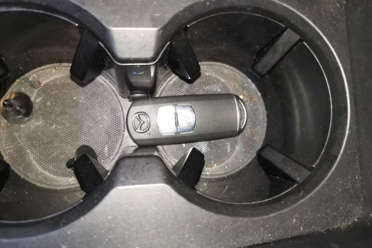 Used Mazda CX-4 2021 2.0L Automatic Two-Wheel Drive Blue Sky Exploration Edition Vehicle Key