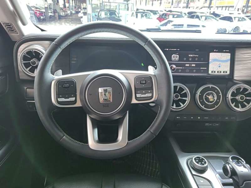 Used Tank 300 2023 City Edition 2.0T—Stylish as Ever — 10