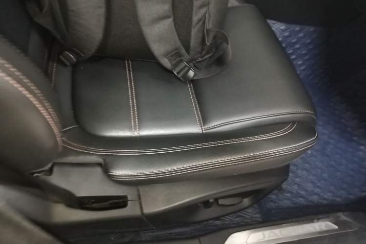 Used Jaguar XEL 2019 2.0T 200 PS Deluxe Edition