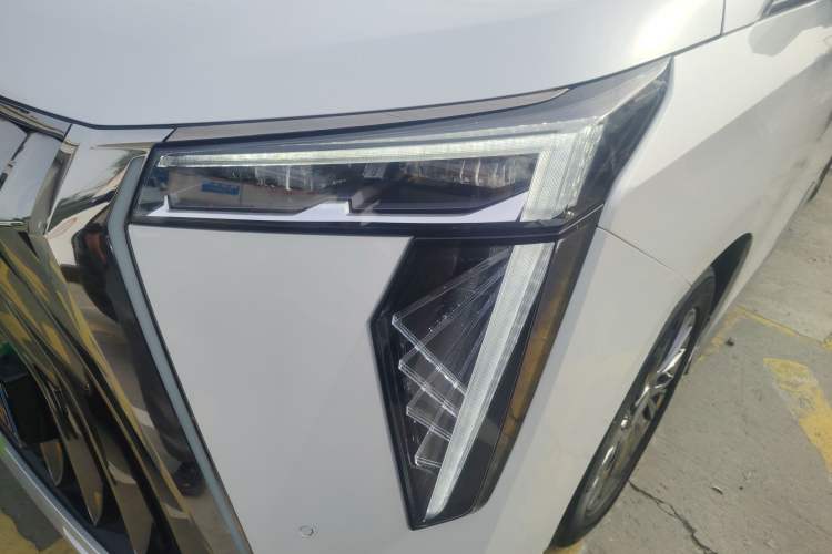 Used GAC Trumpchi M8 2023 Zongshi Series Dual-Motor YuZun Edition Left Front Headlight