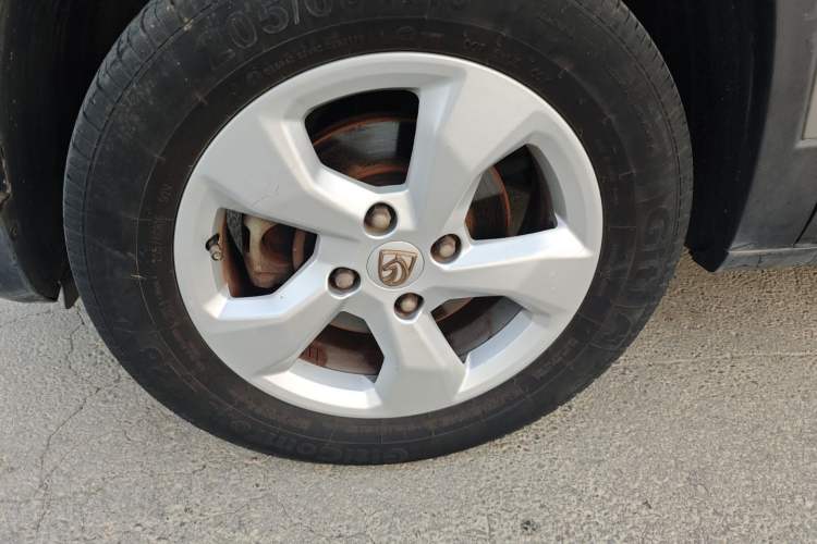 Used Baojun 510 2017 1.5L Automatic Fashion Model
