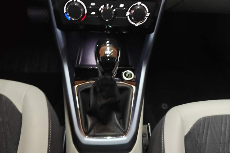 Used Volkswagen T-Cross 2019 1.5L Automatic Comfort Edition Gear Lever