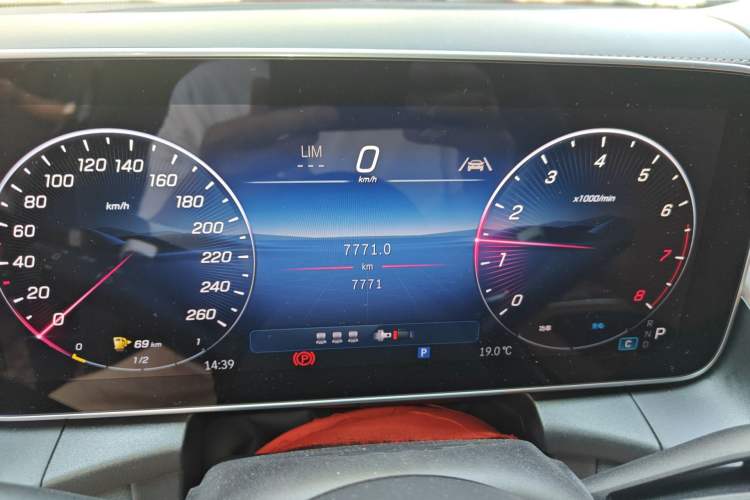 Used Mercedes-Benz GLC 2025 Refreshed GLC 300 L 4MATIC Dynamic Version 5 Seats