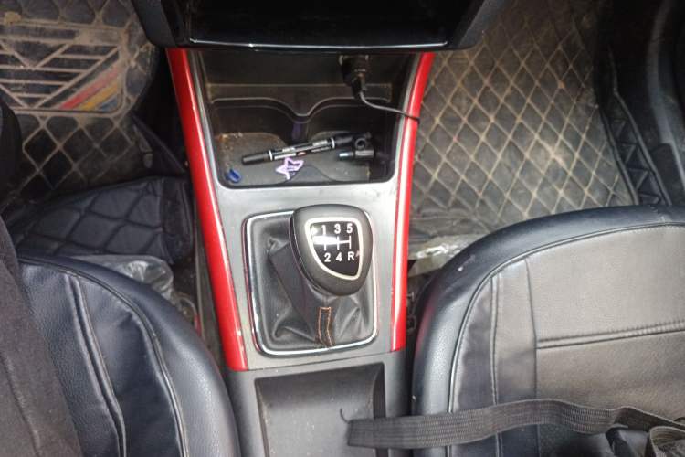 Used BAIC Senova X25 2015 1.5L Manual Elite Edition