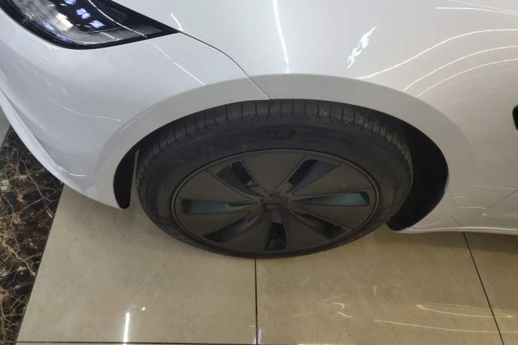 Used Tesla Model 3 2023 Rear-Wheel-Drive Version