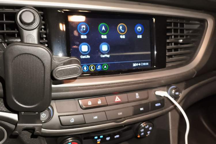 Used Buick GT 2021 Revised Version Flagship 1.5L Automatic Elite Edition Audio And AC Panel