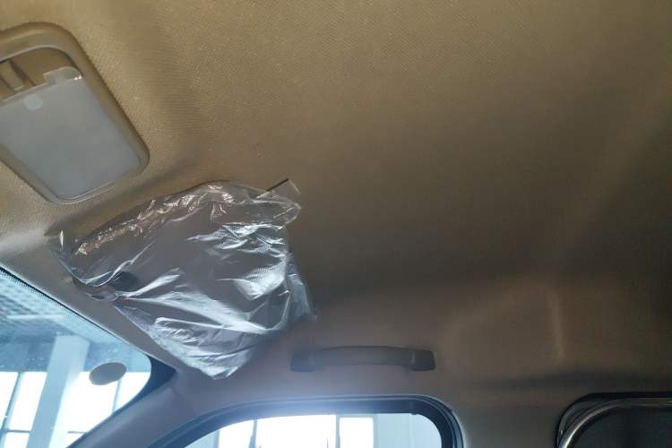 Used Wuling Rongguang S 2023 1.5L Basic Enclosed-Window Vehicle 2 Seats
