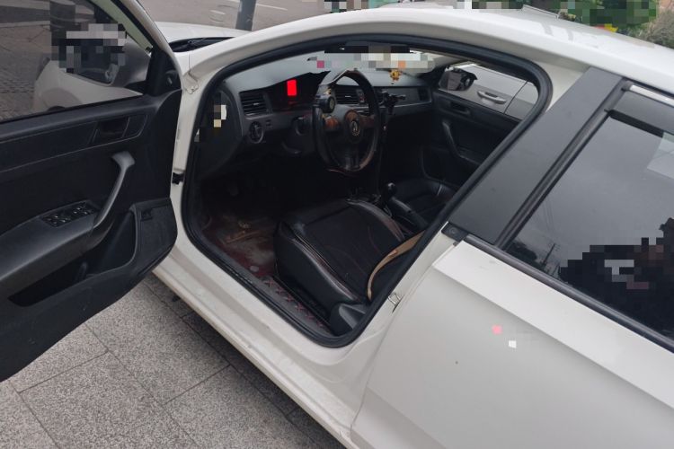 Used Volkswagen Santana 2013 1.6L Manual Fashion Edition
