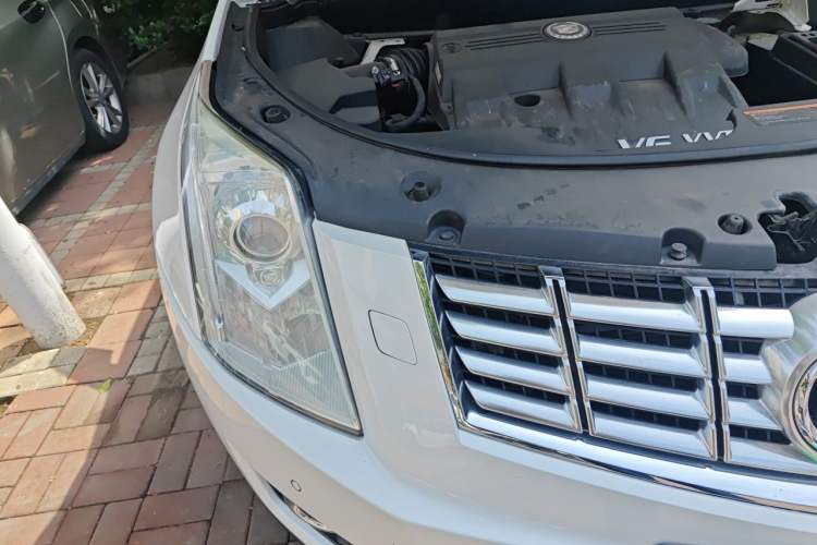 Used Cadillac SRX 2014 3.0L Leading Model