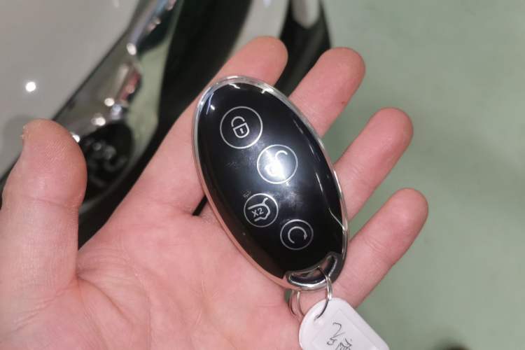 Used BYD Yuan 2016 1.5L Manual Luxury Version
