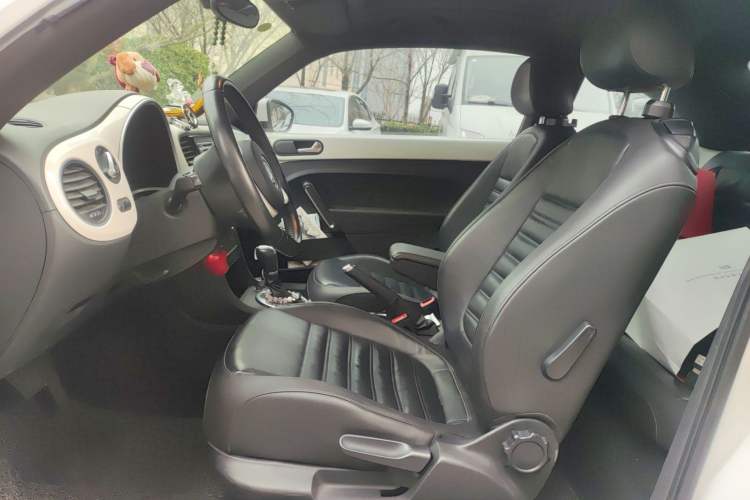 Used Volkswagen Beetle 2014 1.4TSI Comfort Model
