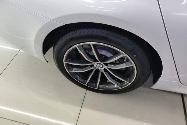 Used BMW 5 Series 2022 525Li M Sport Package Exterior 5