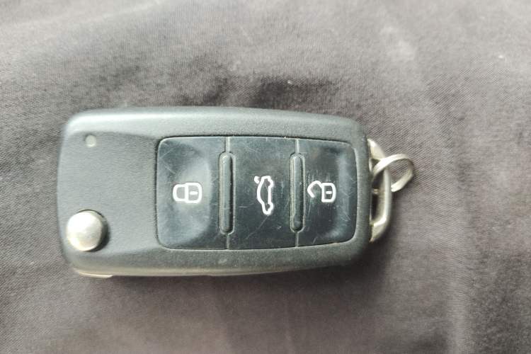 Used Volkswagen Gran Lavida 2013 1.4 TSI Automatic Comfort Model
