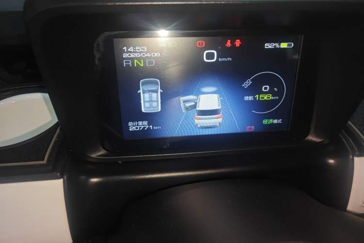 Used Wuling Hongguang MINIEV 2022 GAMEBOY 300km Enthusiast Model with Lithium Iron Phosphate Instrument Cluster