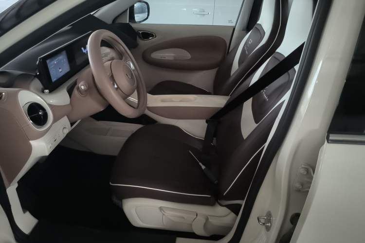 Used Wuling Bingo 2025 333 km Lingxi Connected Version Left Front Seat