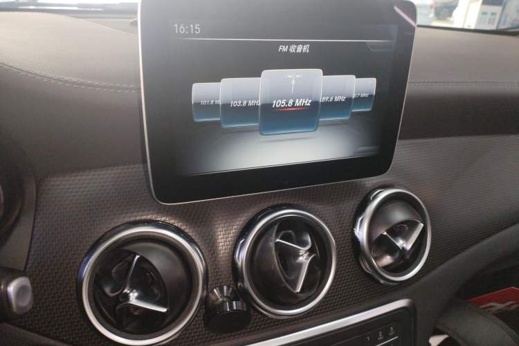 Used Mercedes-Benz GLA 2017 GLA 200 Fashion Model
