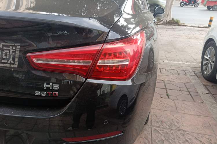 Used Hongqi H5 2020 1.5T DCT Flagship Edition
