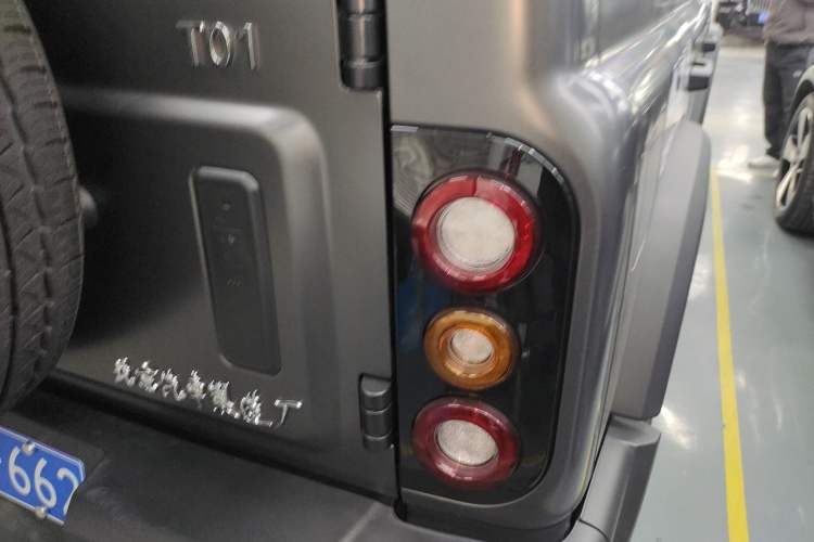 Used 212 T01 2024 2.0T Mechanic
