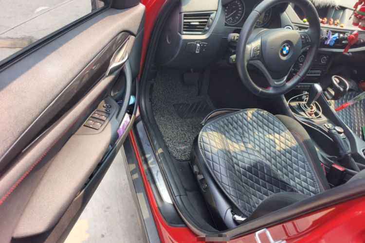 Used BMW X1 2013 sDrive18i Sport Design Package Driver Seat