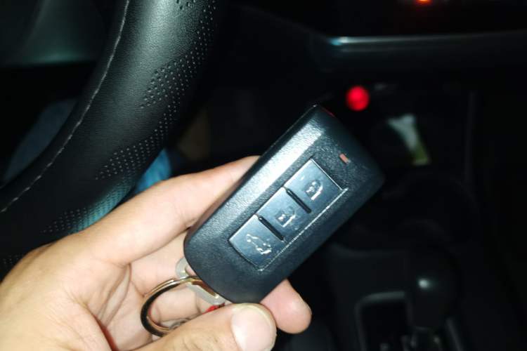 Used Mitsubishi Outlander 2016 2.4L 4x4 Elite Edition 5 Seats
