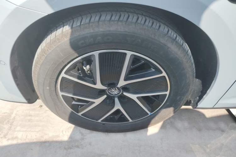 Used BYD Qin L 2025 DM-i Smart Drive 120KM Superior Model