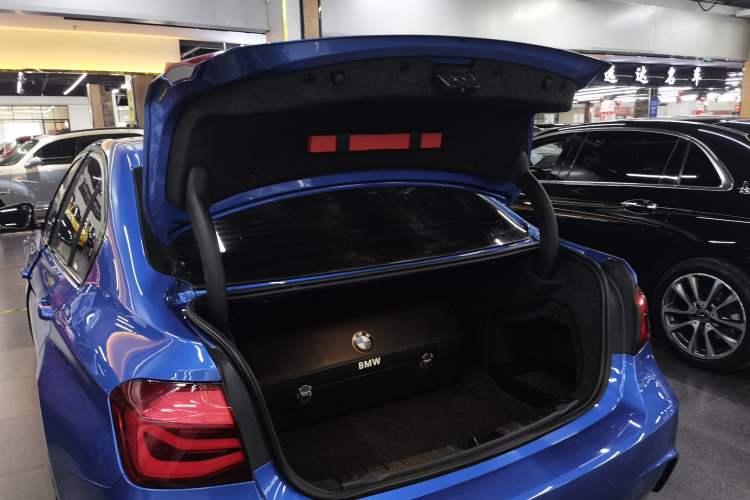 Used BMW 3 Series 2018 330i M Sport Night Edition
