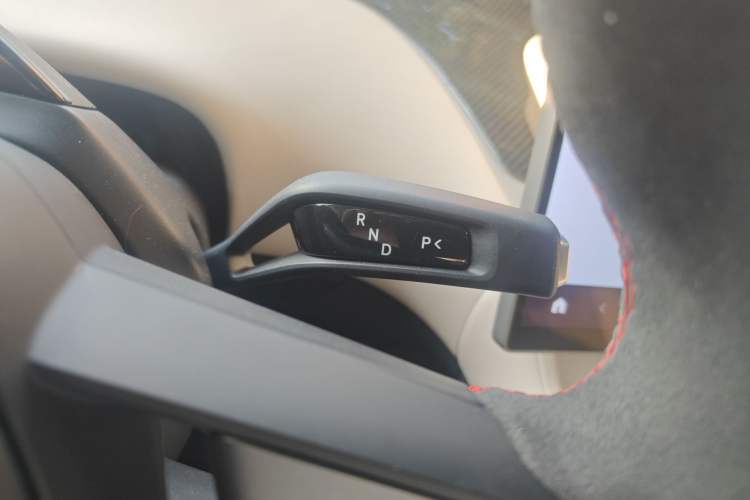 Used Xiaomi Auto YU7 2025 Ultra-Long Range High-Performance All-Wheel-Drive Max Edition