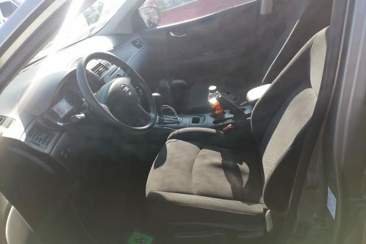 Used Nissan Tiida 2014 1.6L CVT Comfort Model
