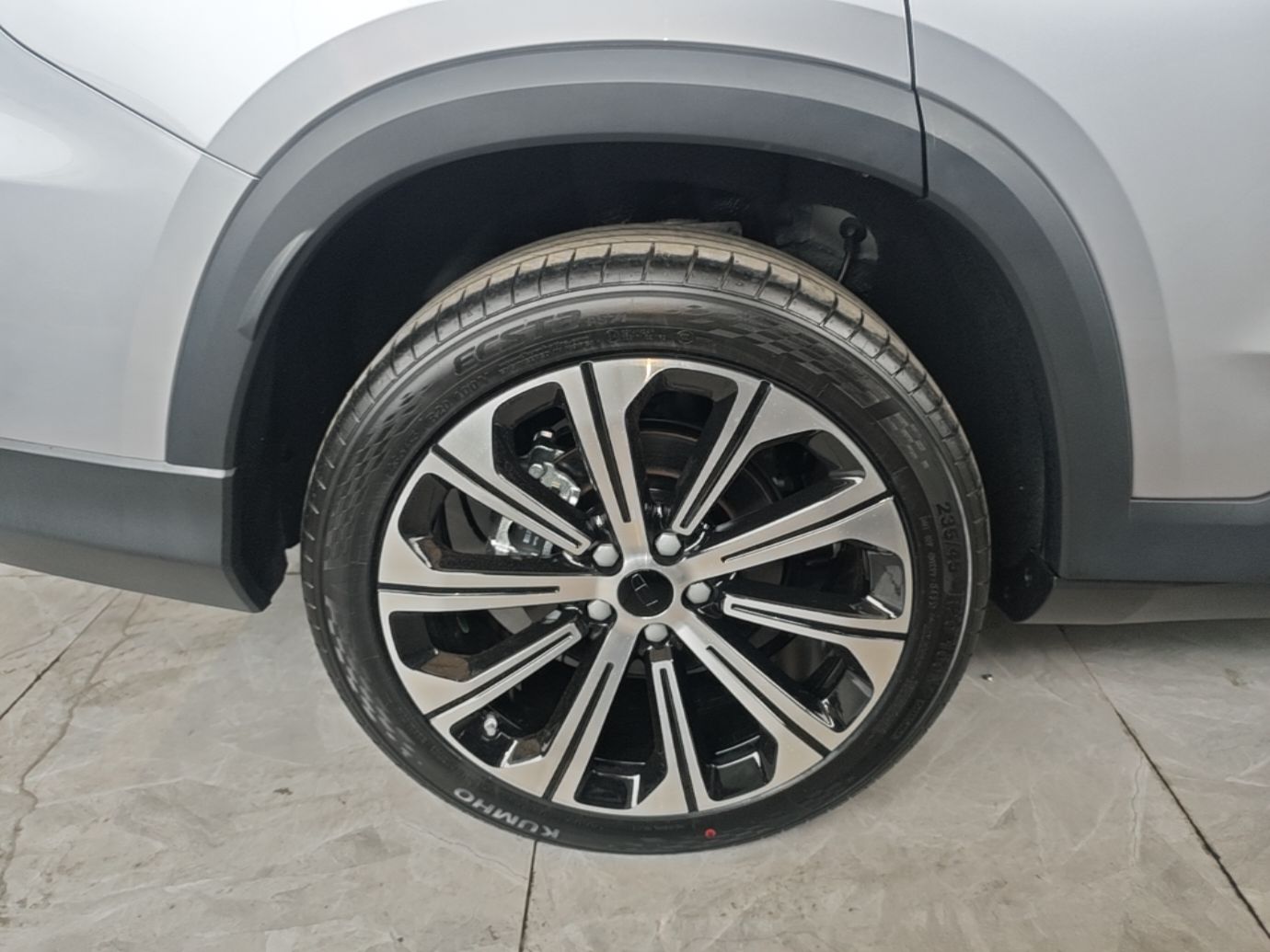 Geely Auto Haoyue L 2026 Model 2.0TD DCT Bliss — снимка 11