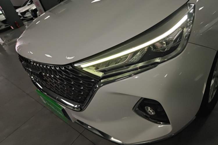 Used Haval M6 2021 PLUS 1.5T DCT Luxury Smart Connectivity Model Left Front Headlight