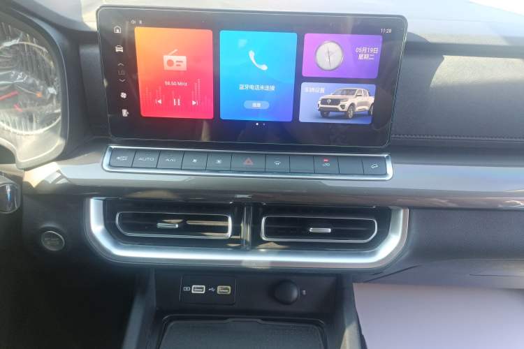 Used Great Wall Poer 2024 2.4T Commercial Version Automatic Diesel 4x4 Elite Edition
