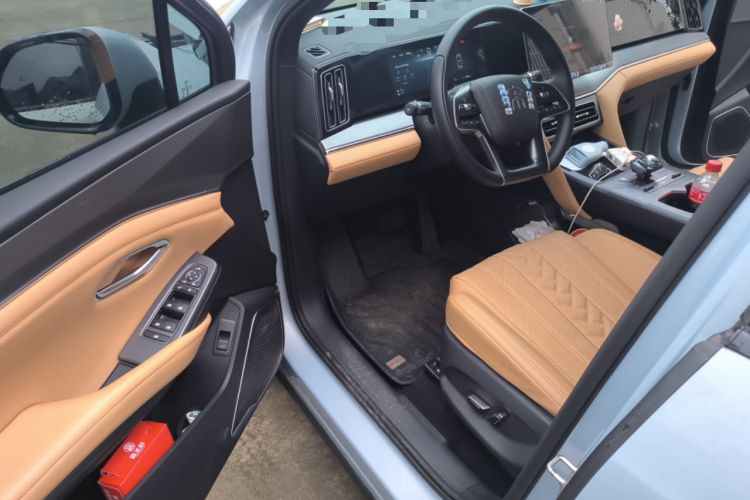 Used BYD Song L DM-i 2024 112 km Beyond Edition Driver Seat