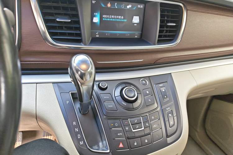 Used Buick GL8 2017 25S Luxury Version China V Standard