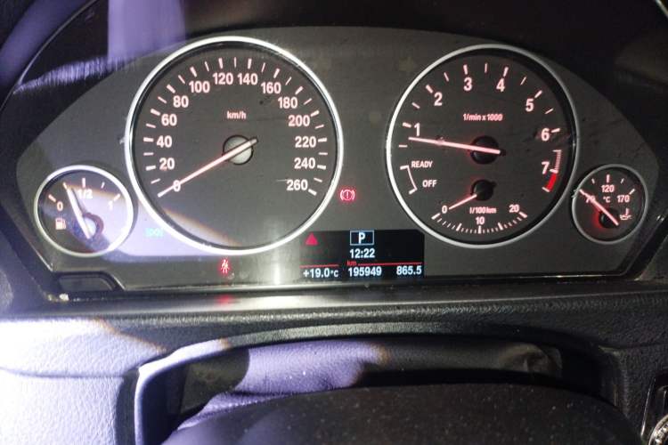Used BMW 3 Series 2015 320Li Luxury Edition Fashion Model Instrument Cluster