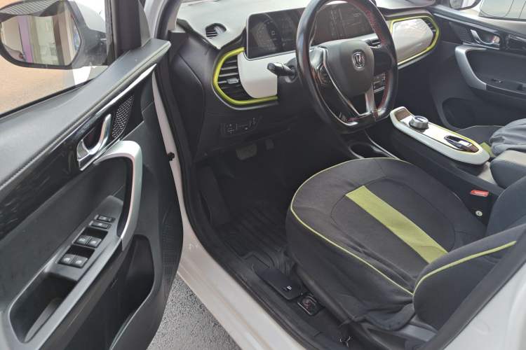 Used CHANGAN Benni E-Star 2022 Qingxin Edition Colorful Model Lithium-NMC
