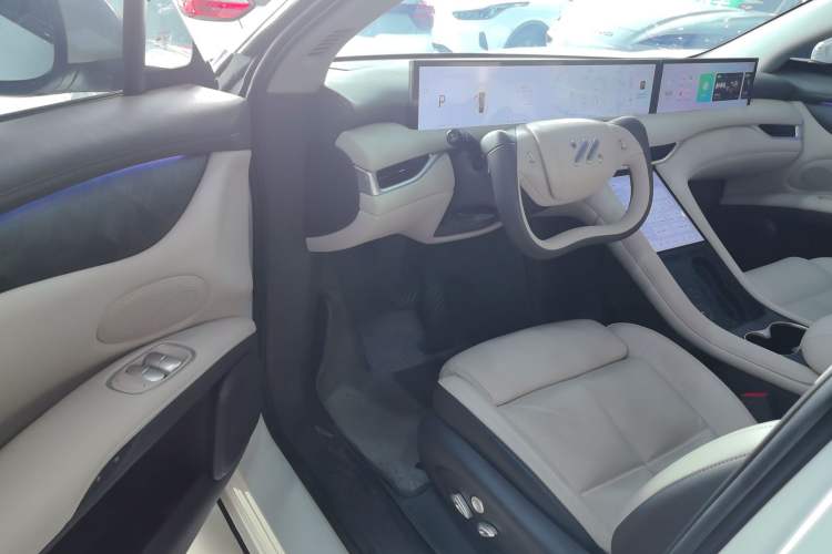 Used IM LS6 2023 Max Standard Edition