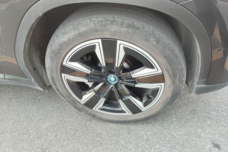Used BMW iX3 2021 Leading Model
