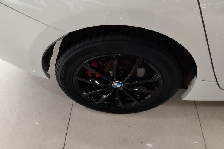 Used BMW 1 Series 2017 118i Fashion Model Exterior 5